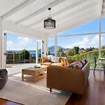 The Black Lake House - Acacia Bay Holiday Home