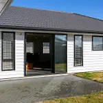 Huka Falls Getaway