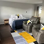 Windsor Motel