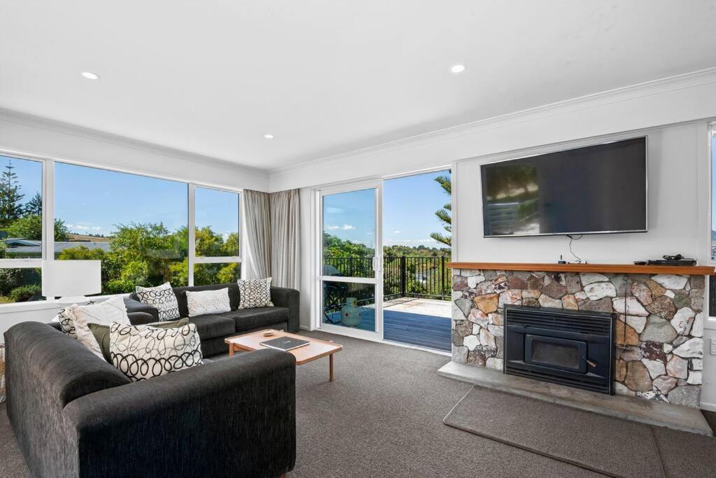 Holiday home Te Moenga Treasure - Acacia Bay *