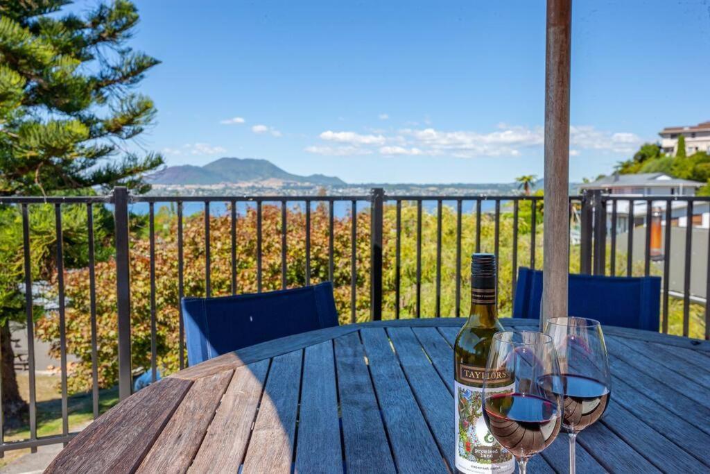 Holiday home Te Moenga Treasure - Acacia Bay *