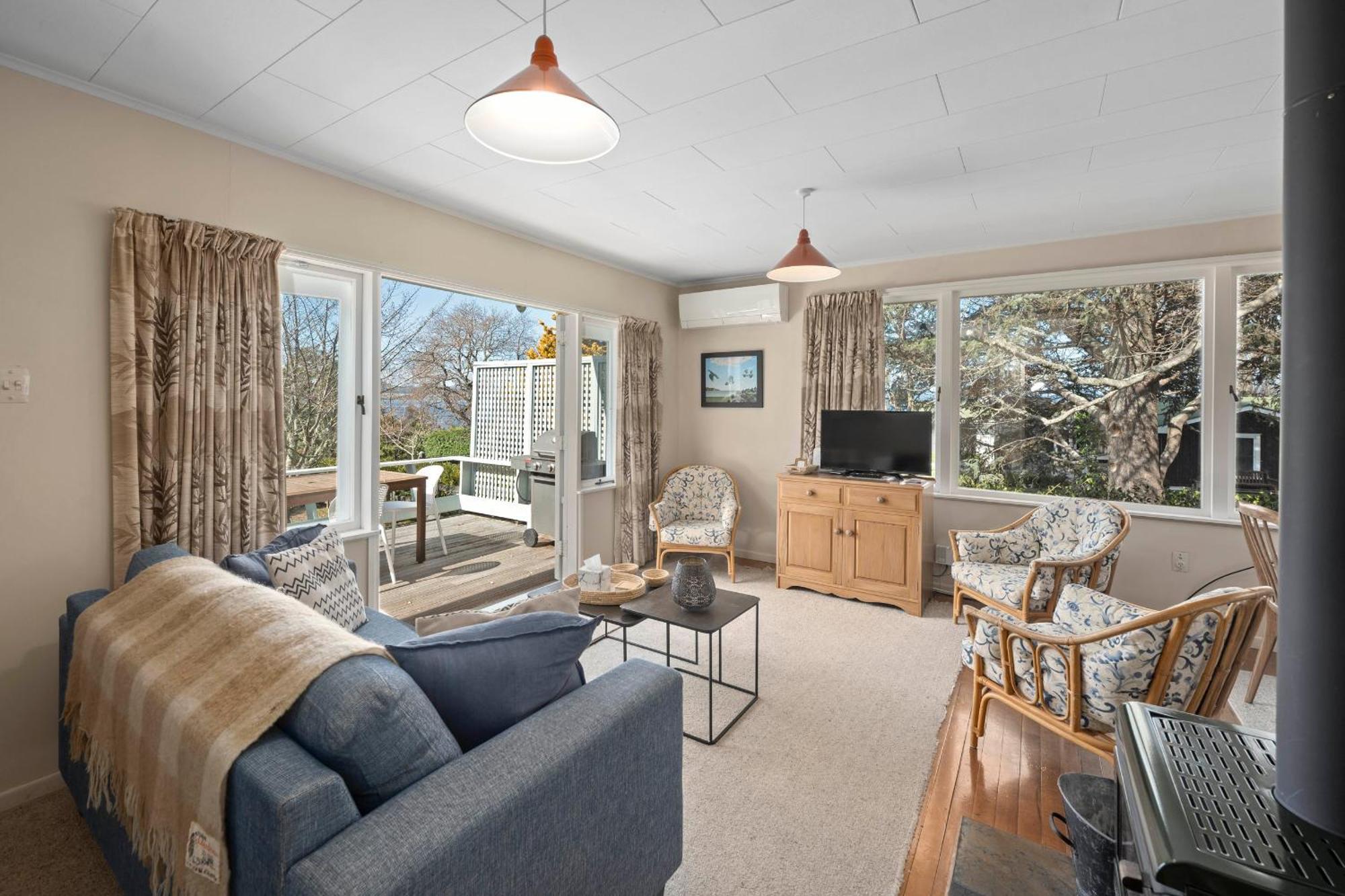 Te Kopua - Acacia Bay Holiday home *