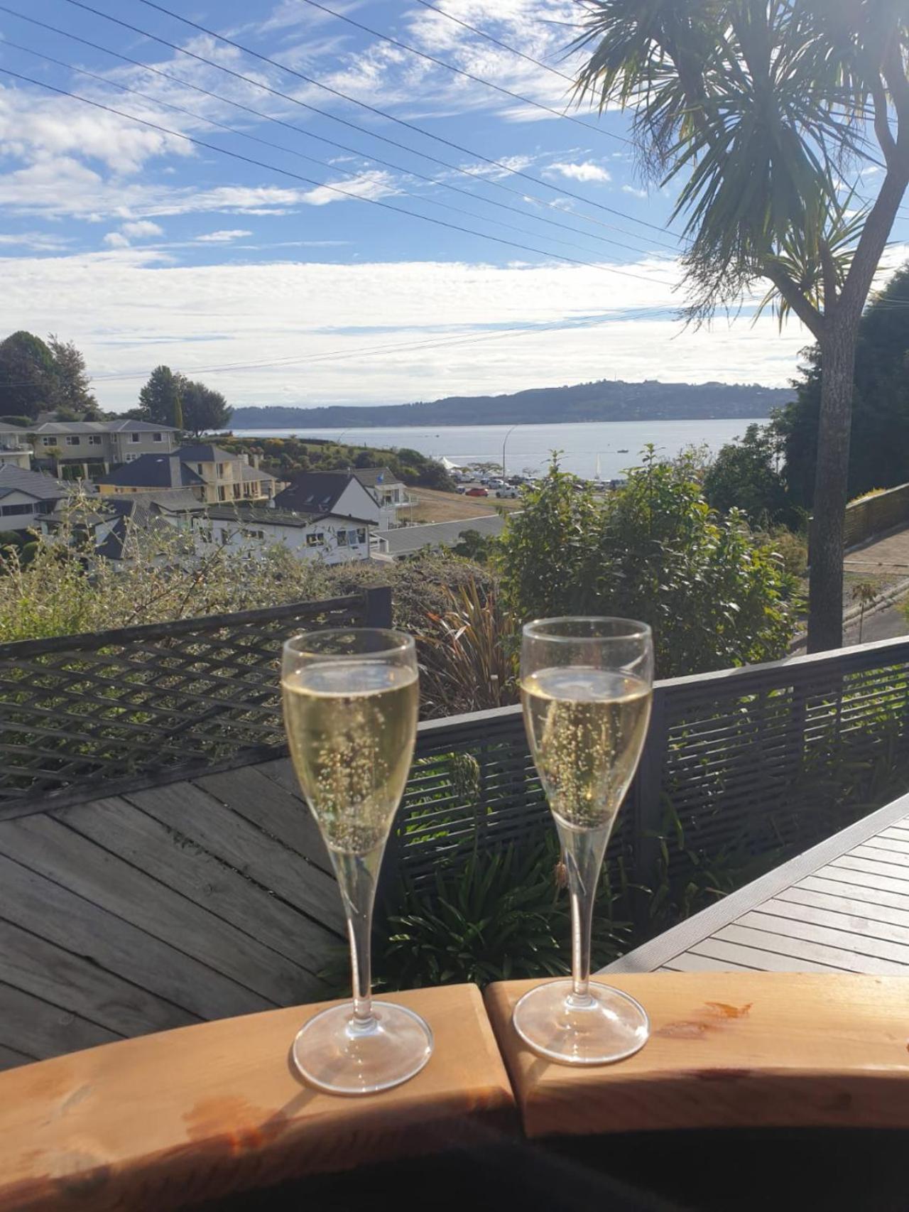 Relax In Hawai * Taupo