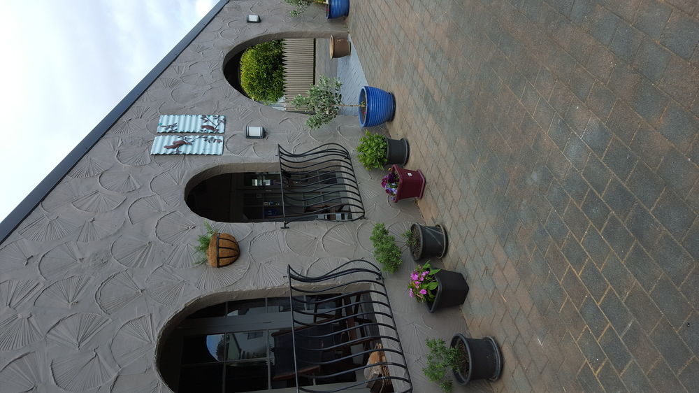 Barrington House Homestay *