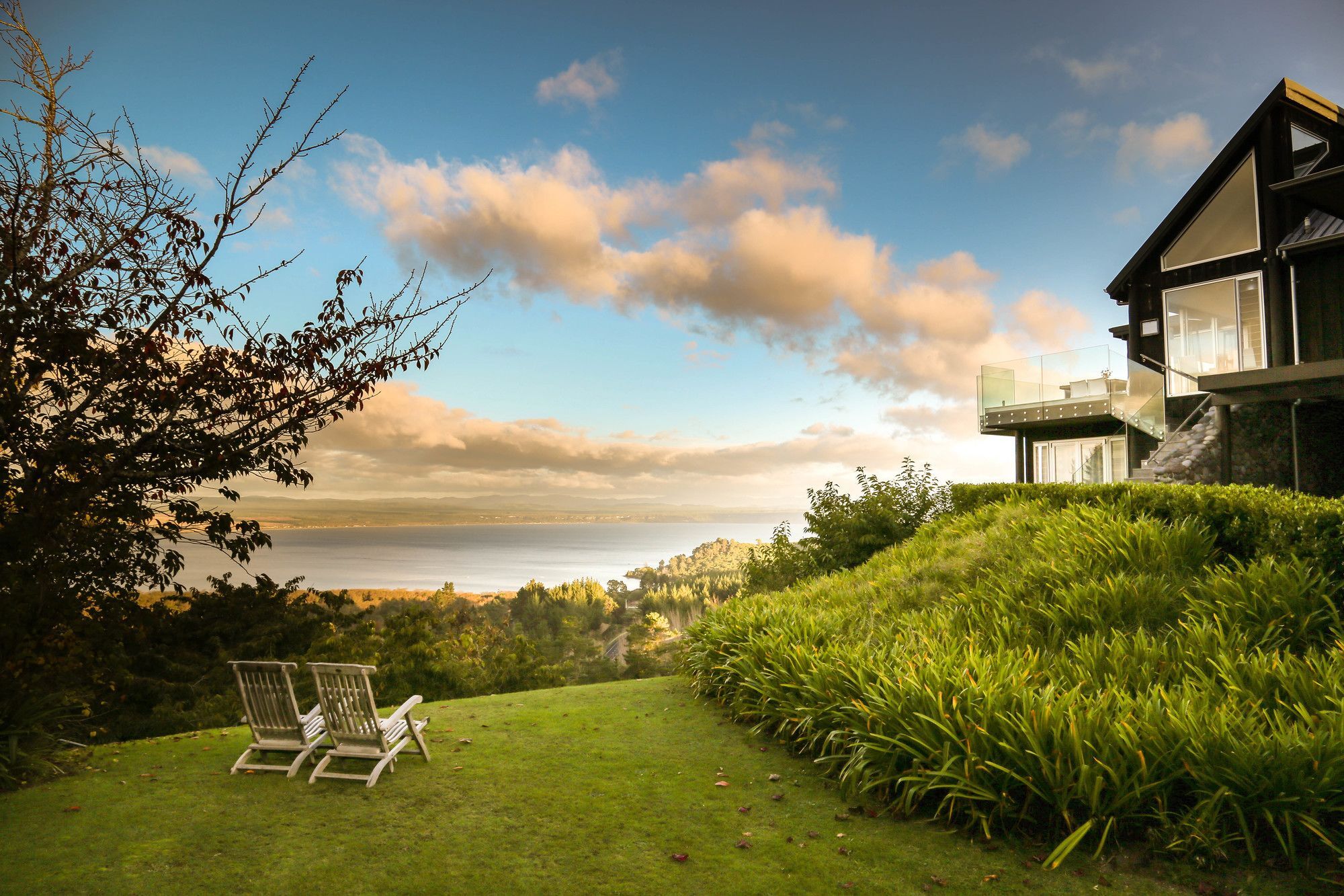 Acacia Cliffs 5*