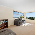 Pokaka Lake House - Wharewaka Holiday Home