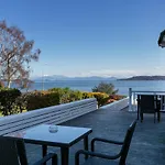 Vu Thermal Lodge - Adults Only Motel