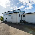 Scenic Lake Views - Taupo Holiday Home