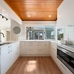 Sunshine Cottage