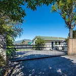 Kaihua Cabin, Modern 3Br With Mt Tauhara Views