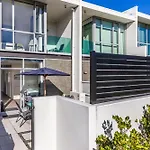 24 Marina View Retreat - Taupo Holiday Apartment