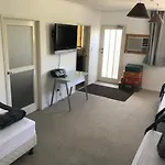 Rainbow Lodge Backpackers