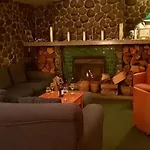 Rainbow Point Motel