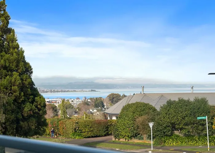 Huka Heights - Taupo Holiday Home
