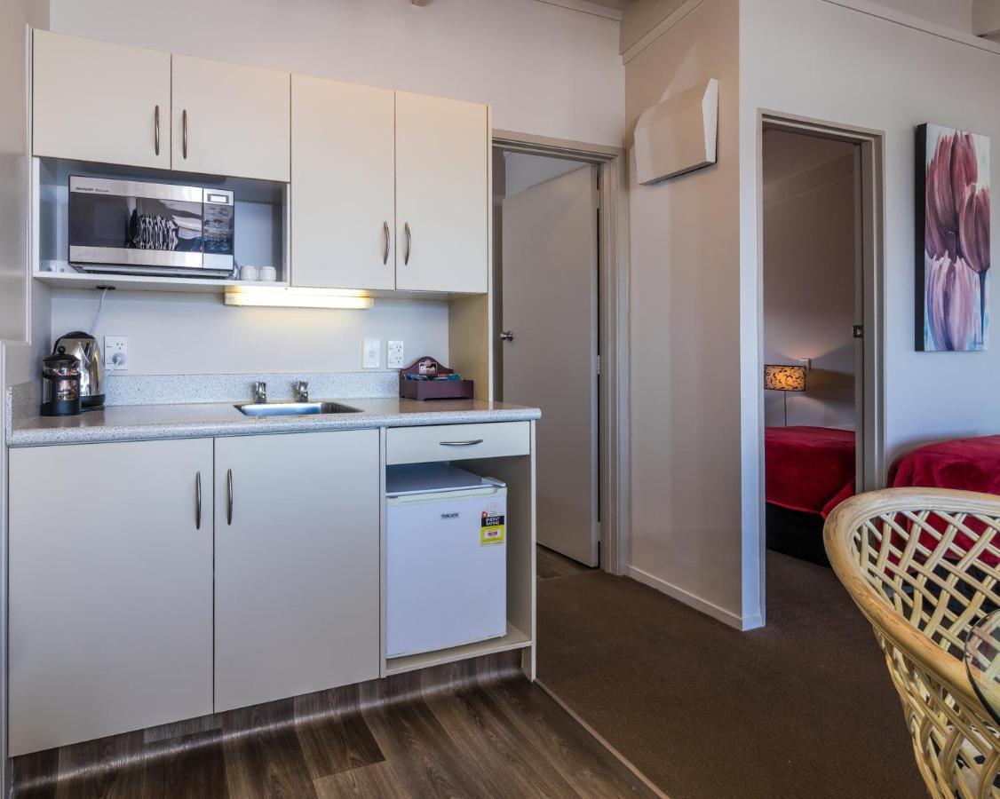 Twin Peaks Lakeside 3* Taupo