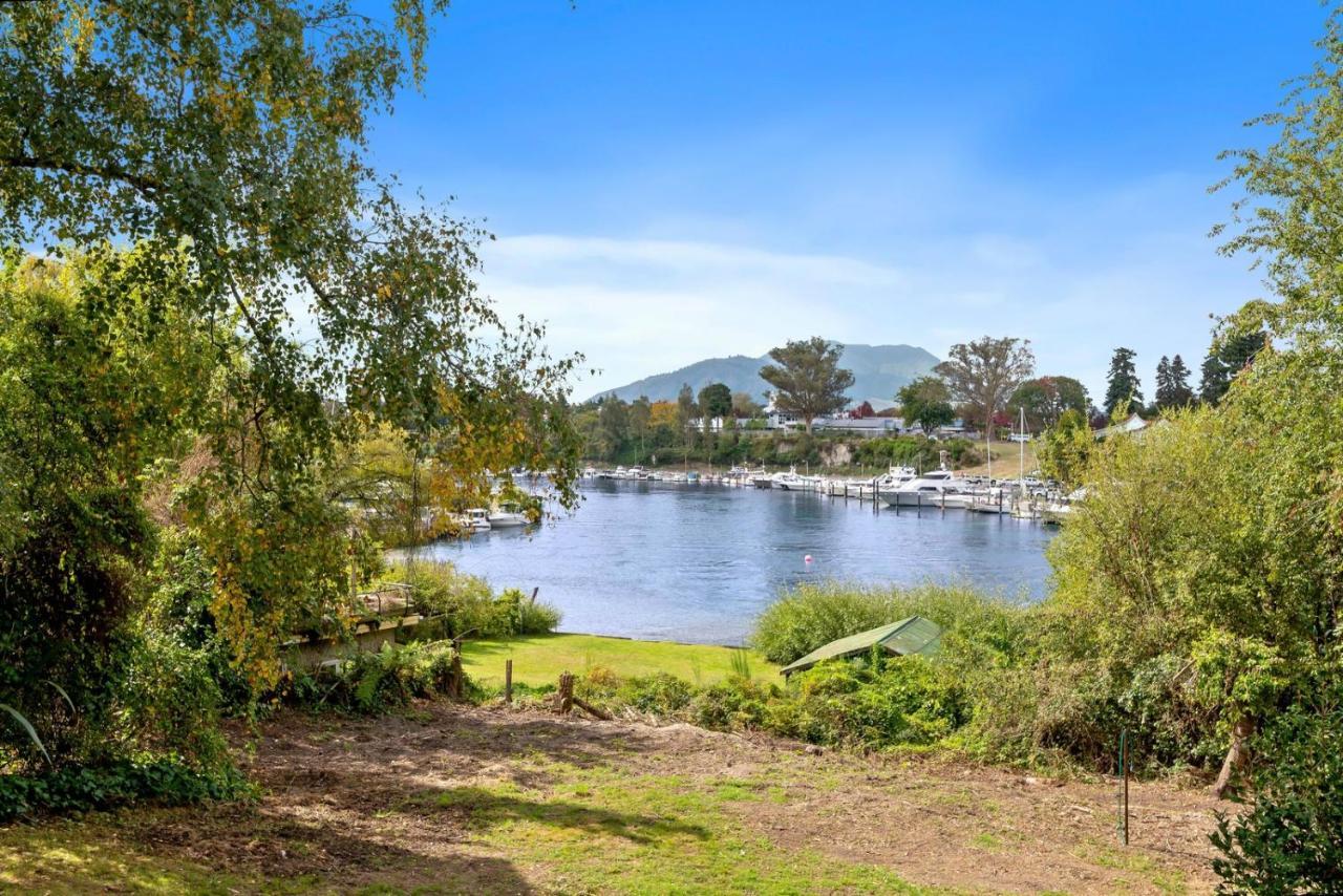 Rutherfurd Lakehouse -