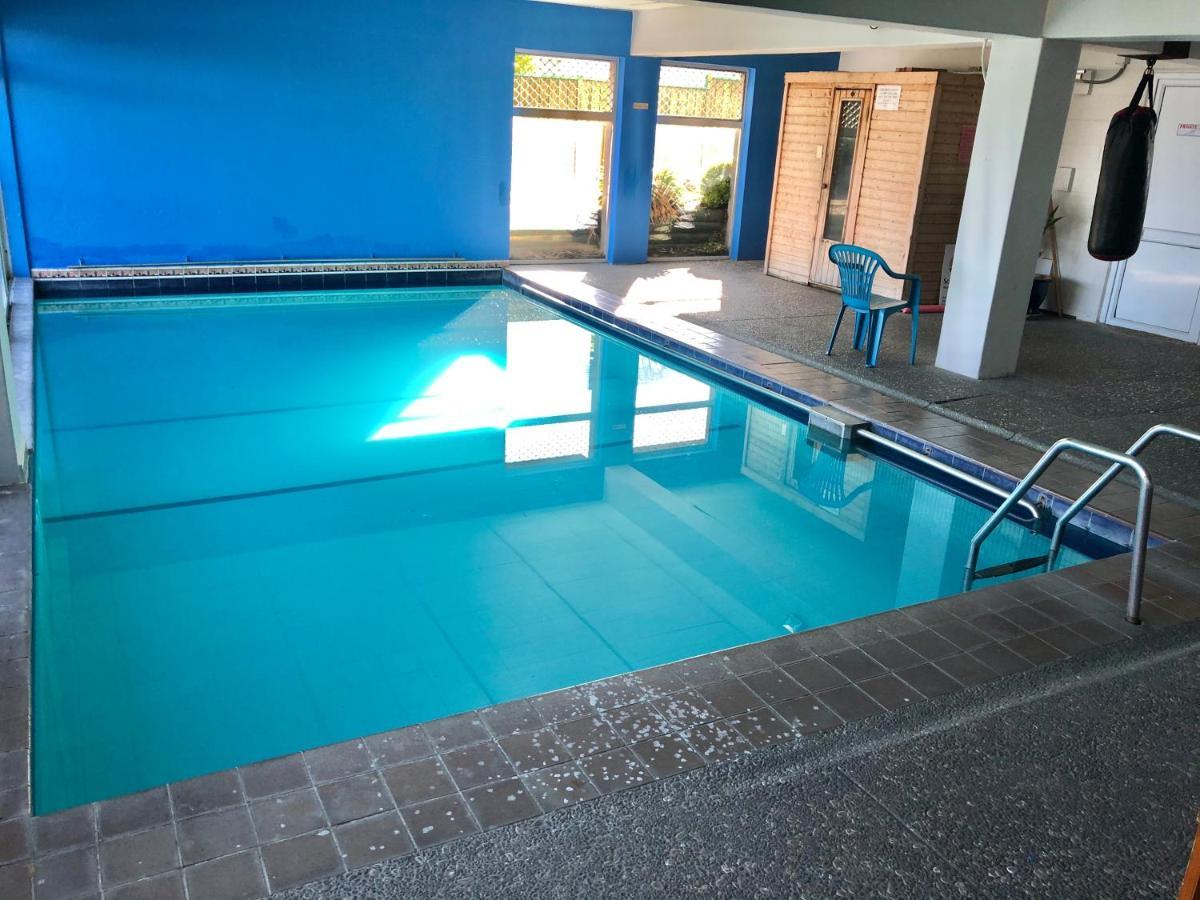 Absolute View Motel 4*