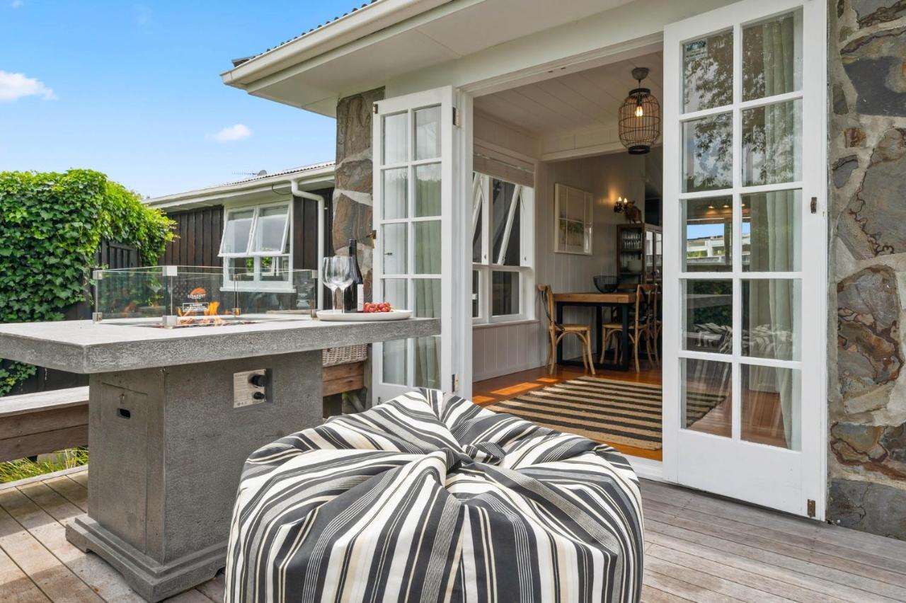 Mid-century Charm - Holiday home