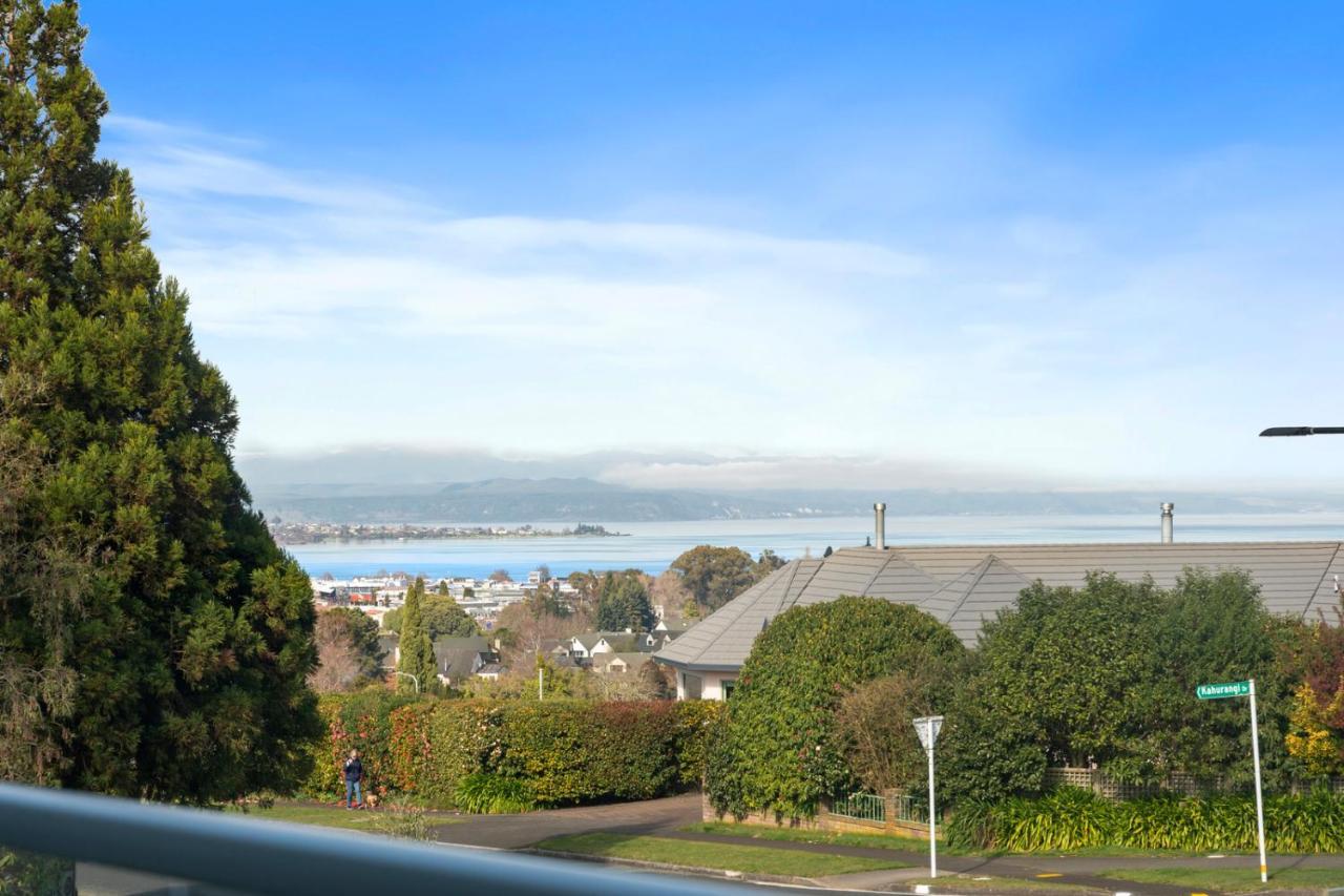 Holiday home Huka Heights - *