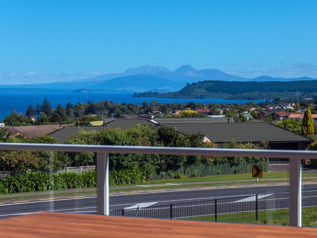 Holiday home Huka Heights -