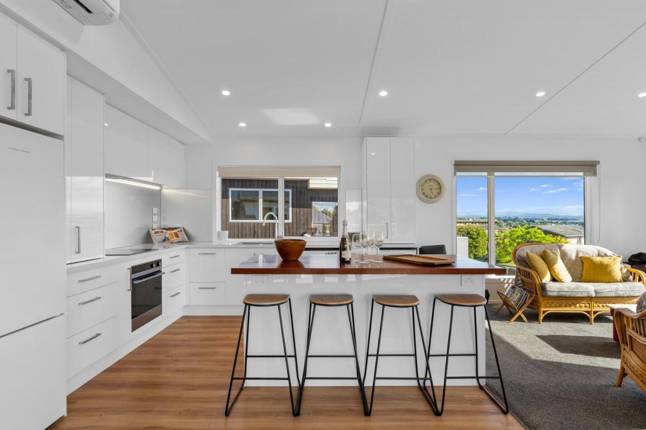 Holiday home Scenic Views - Taupo