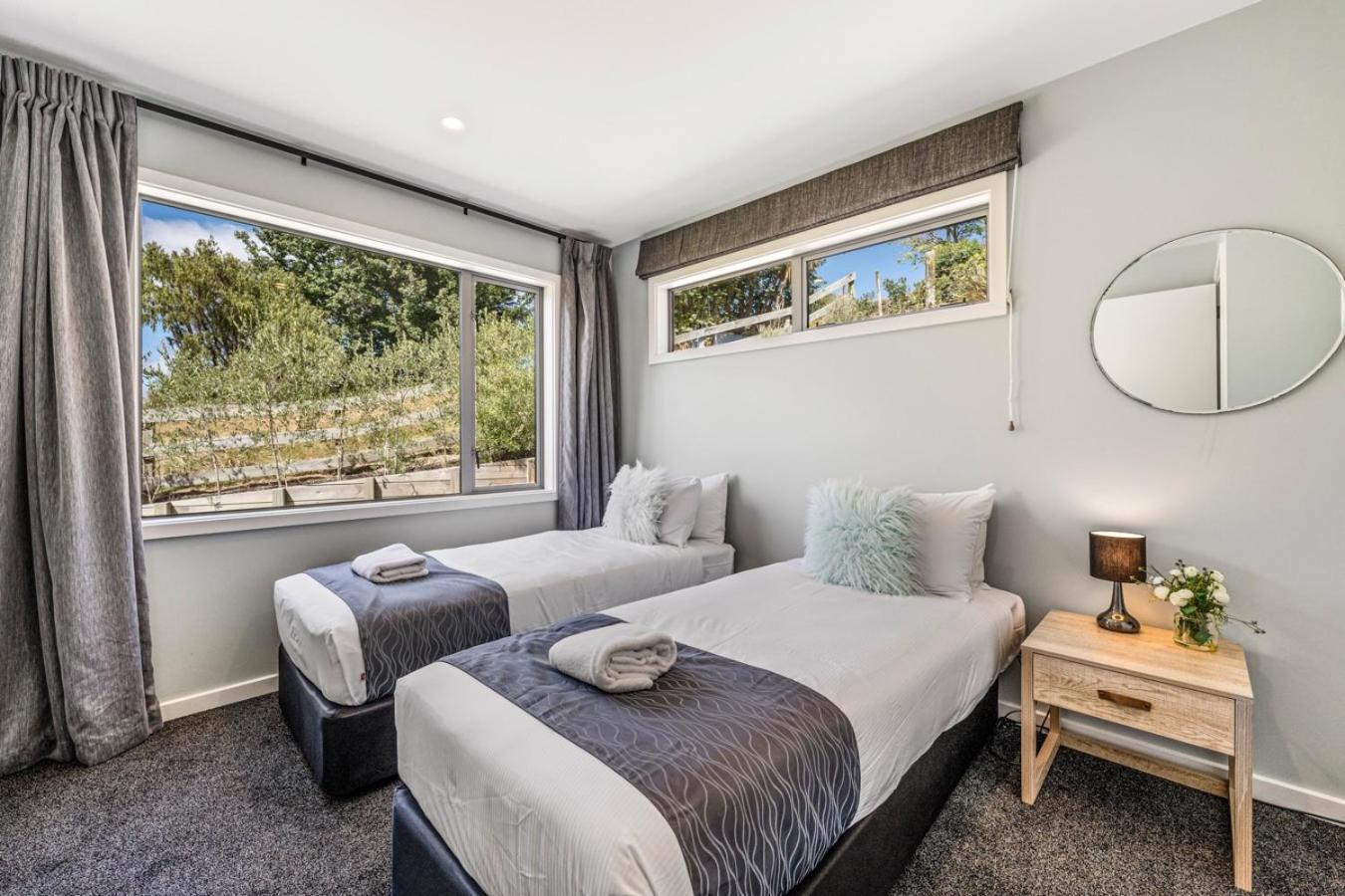 Holiday home Hideaway At The Bay - With Hot Tub