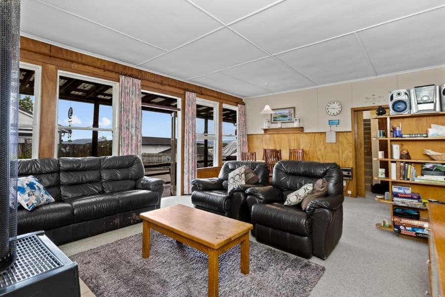 Hilltop Getaway Holiday home