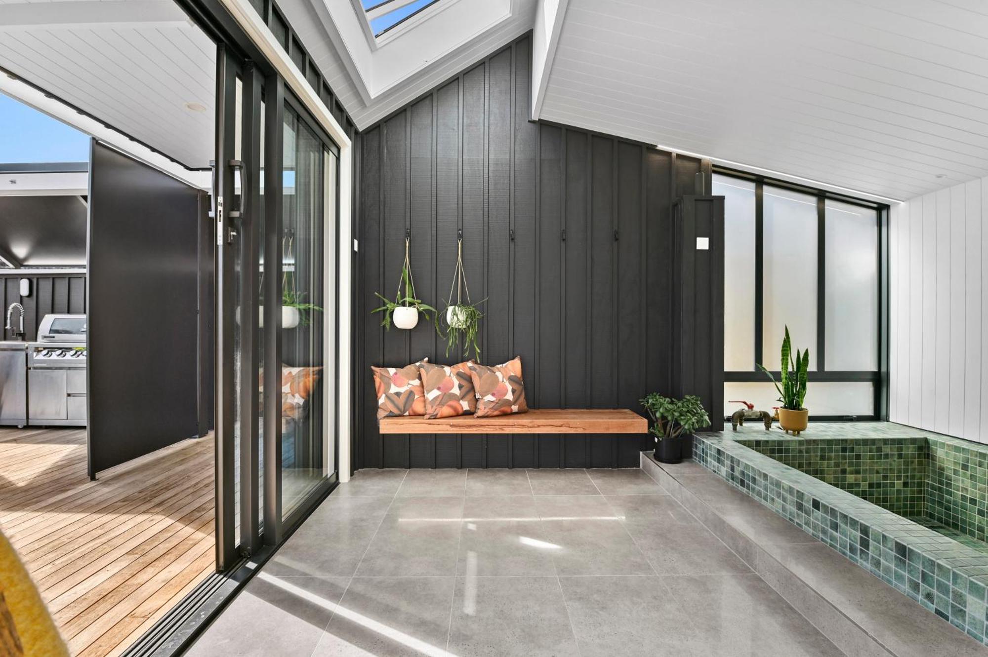 Terrace - Luxury *