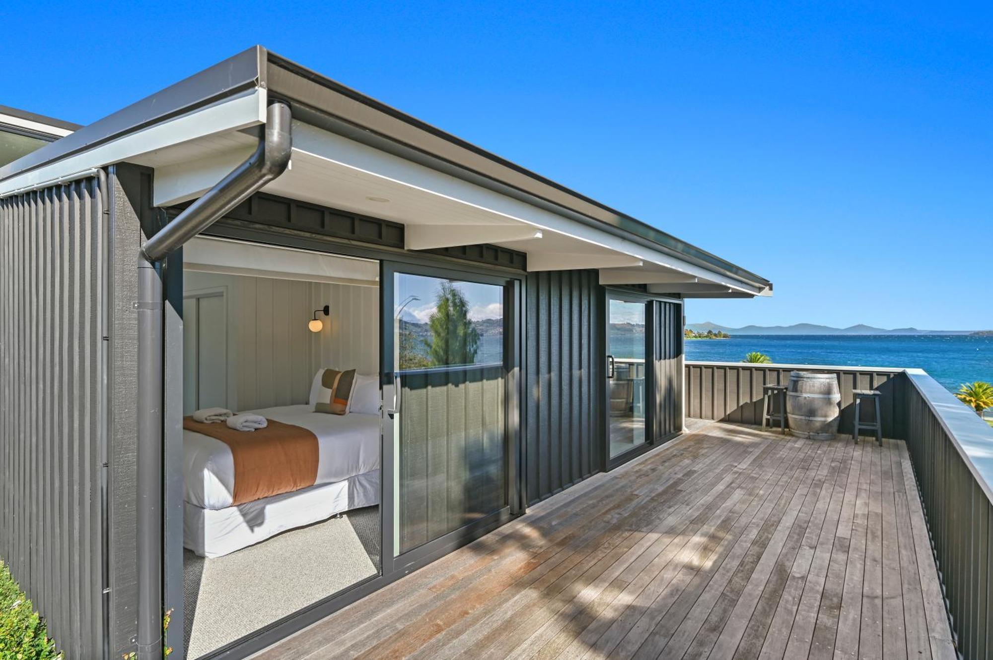 Villa Terrace - Luxury Taupo