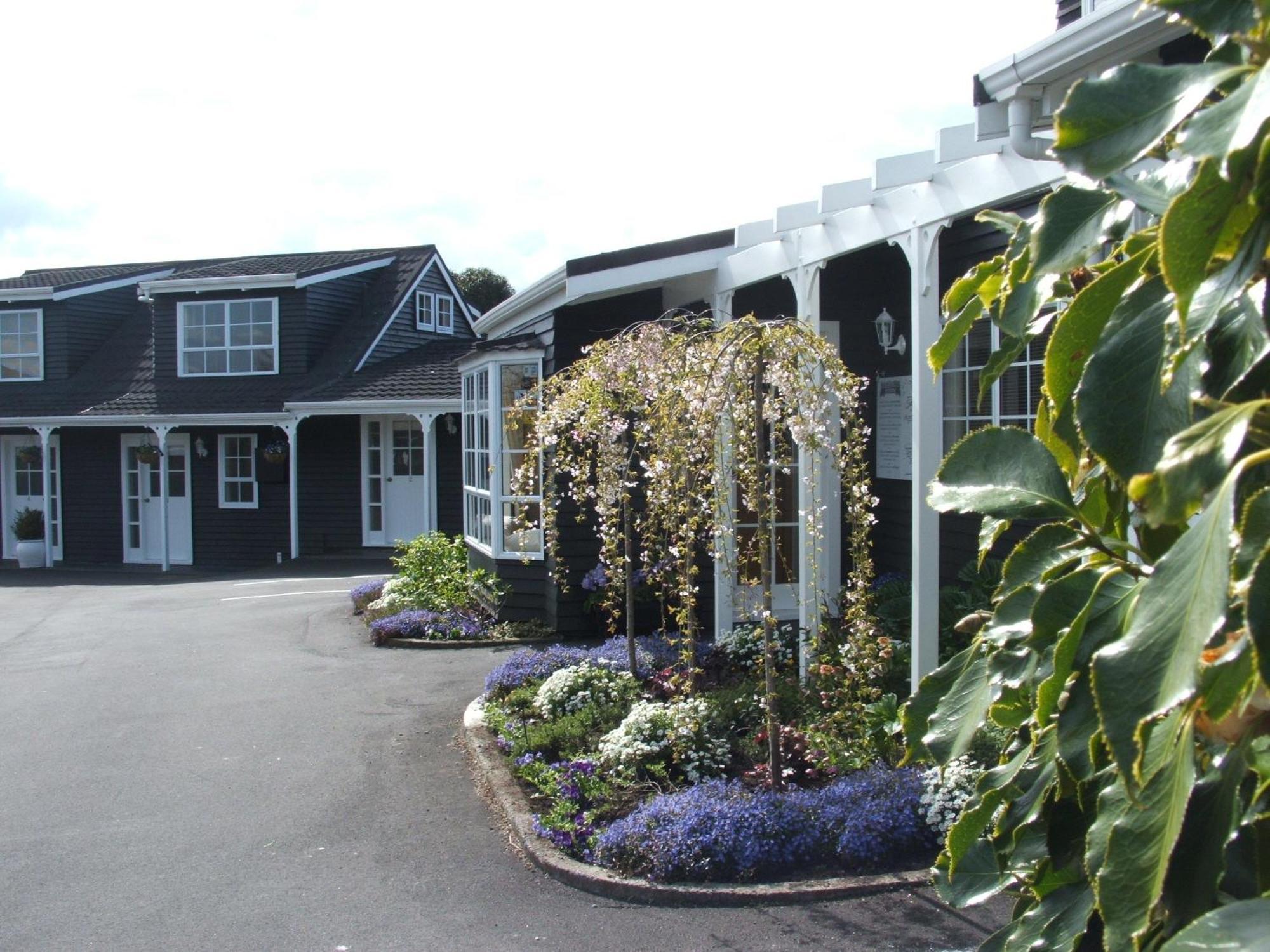 Motel Mews 4*