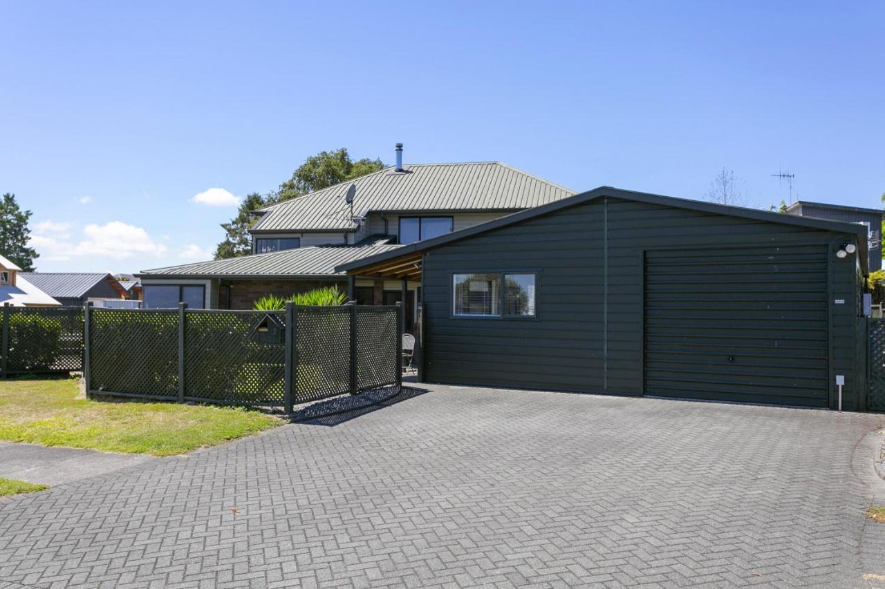 Holiday home Little Beauty - Wharewaka Magic *
