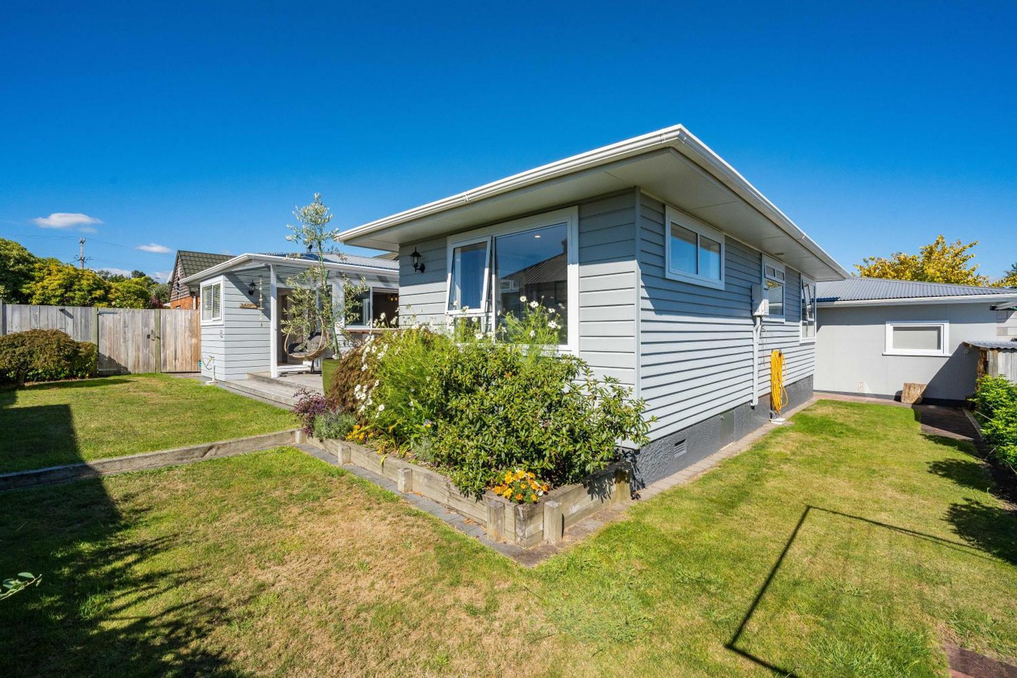 Holiday home Sunshine