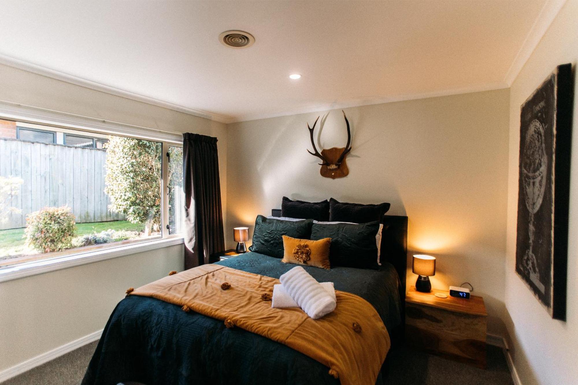 The Grove - Holiday home Taupo