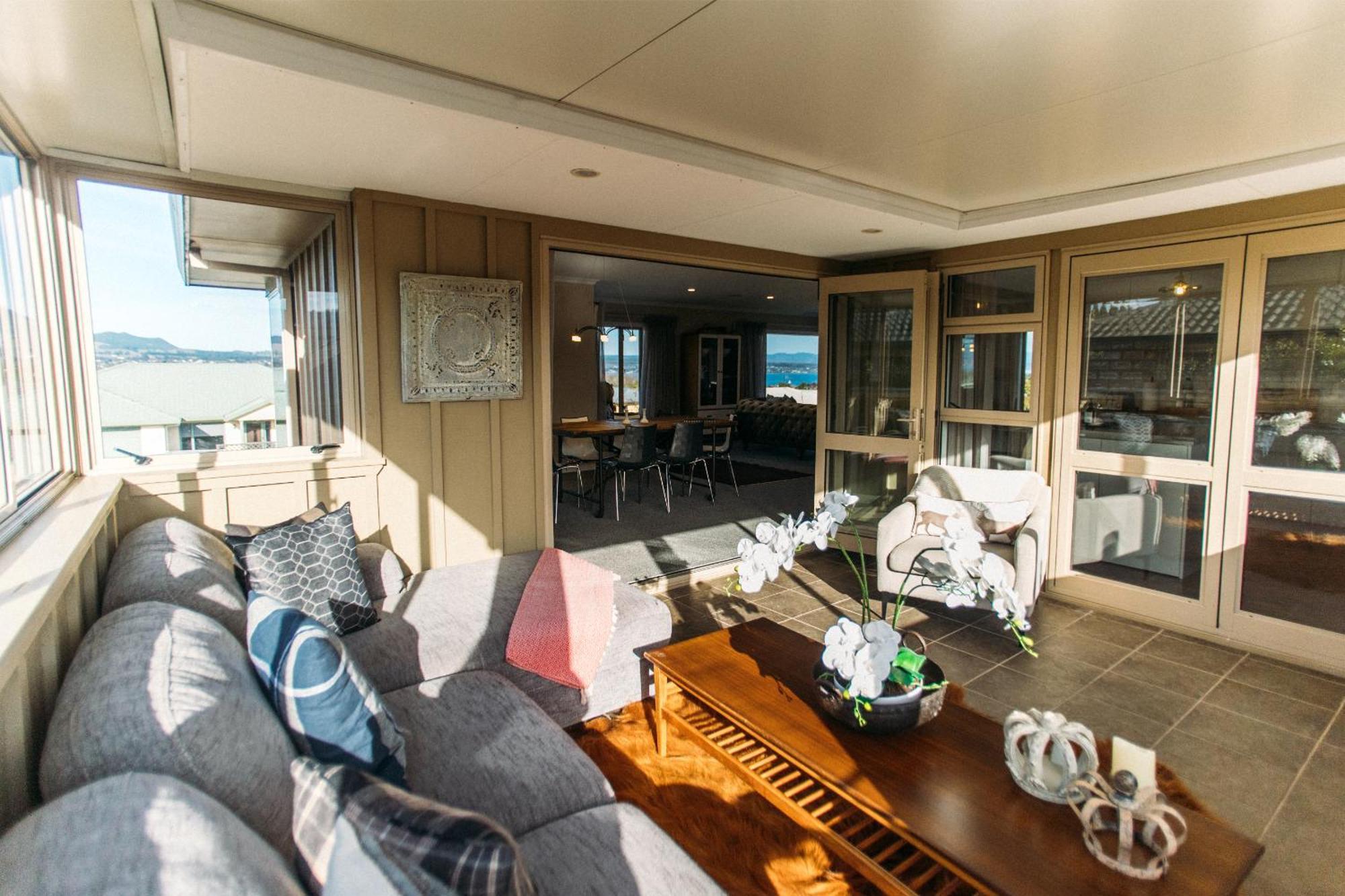 Holiday home The Grove - Taupo