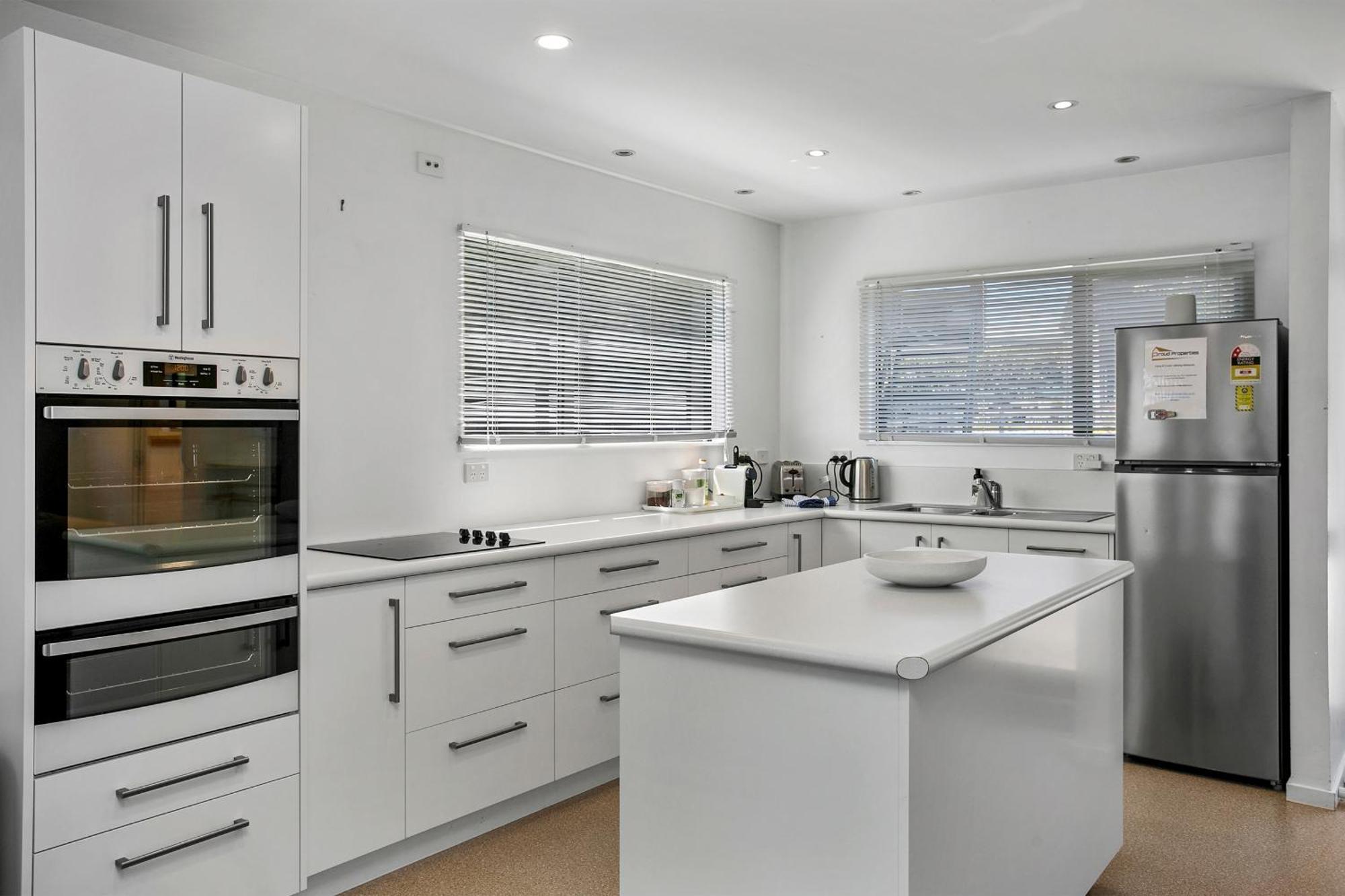 Little Beauty - Wharewaka Magic Holiday home *