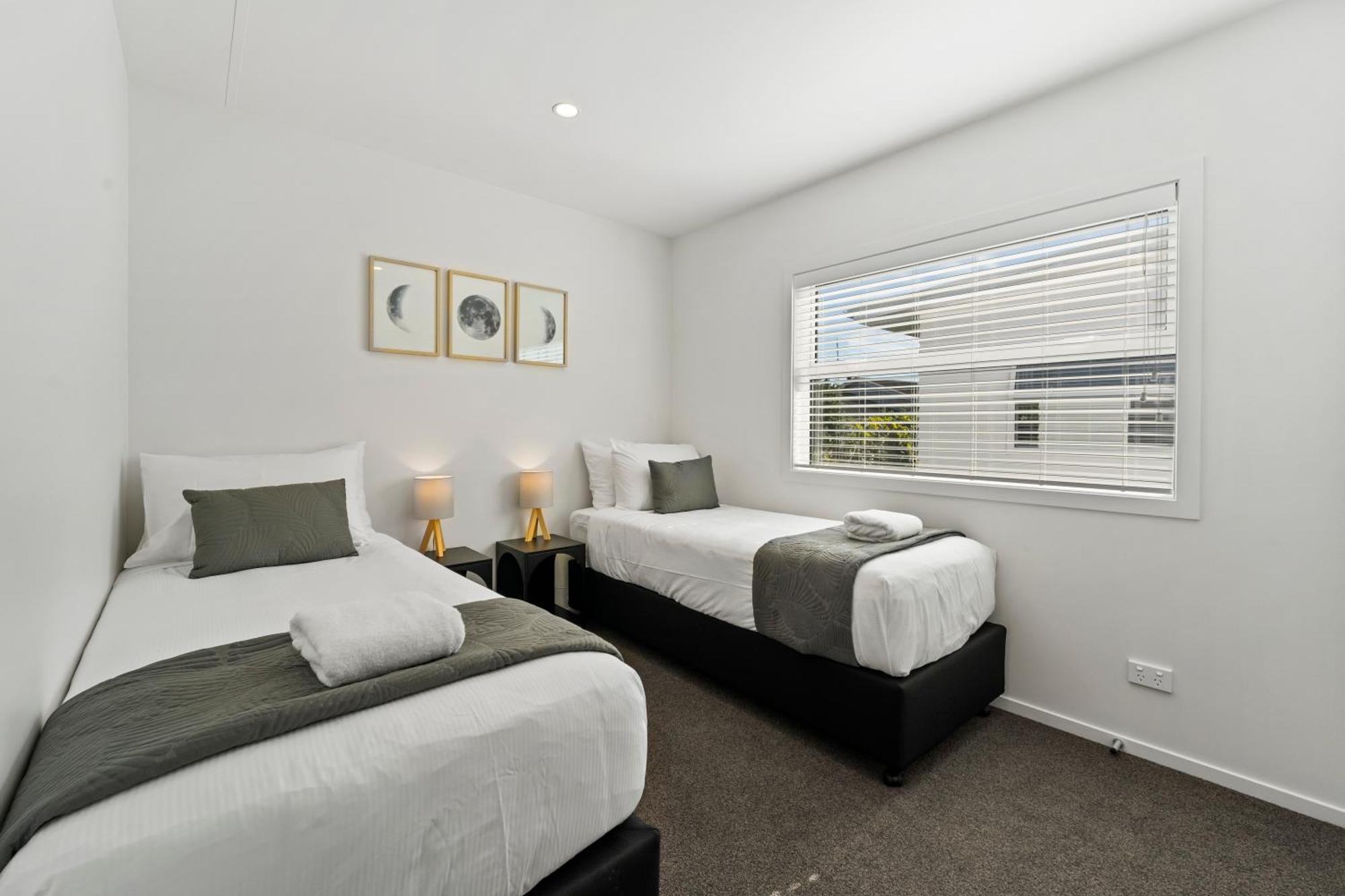 Holiday home Close To Town & -