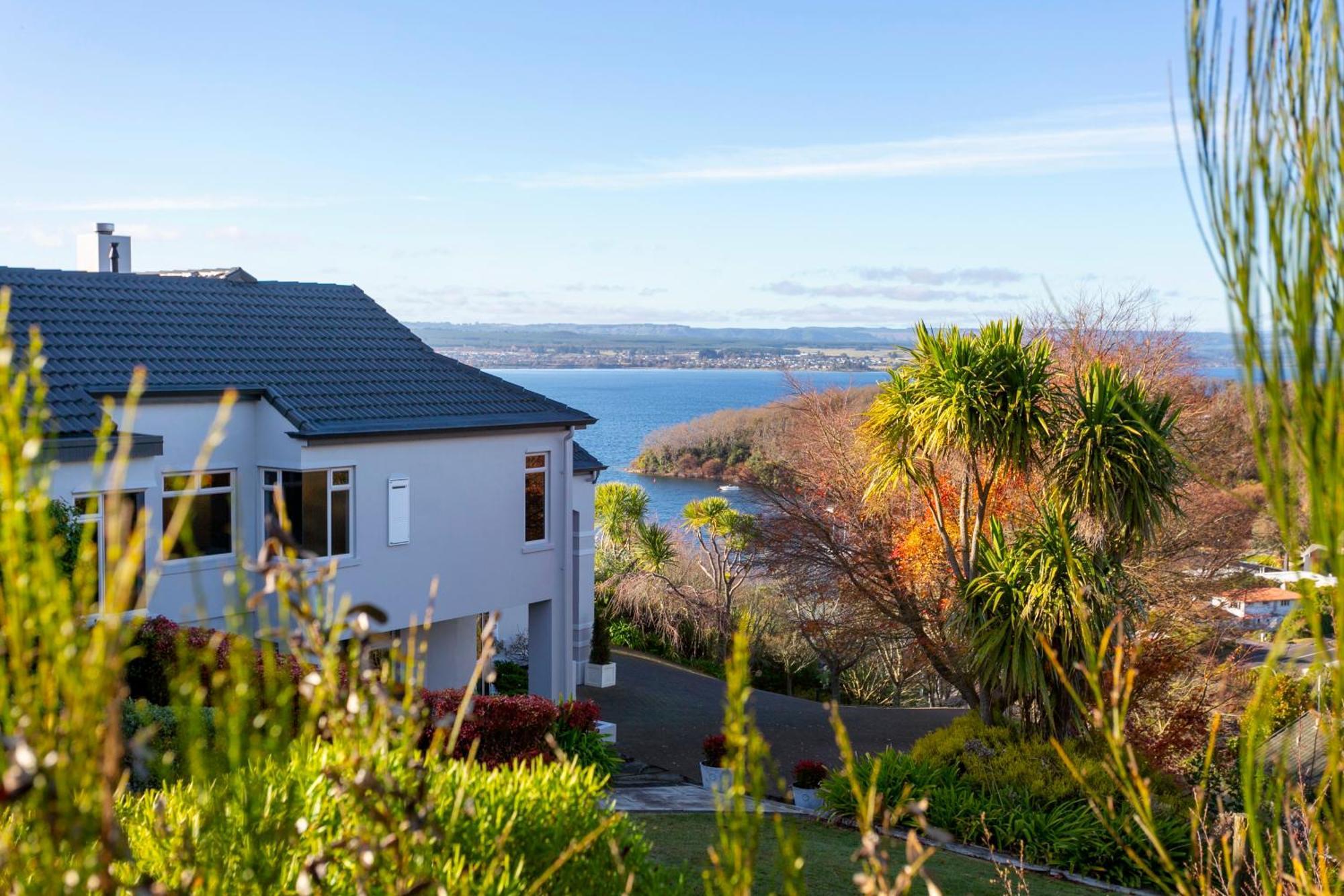 Holiday home Acacia Waters - *