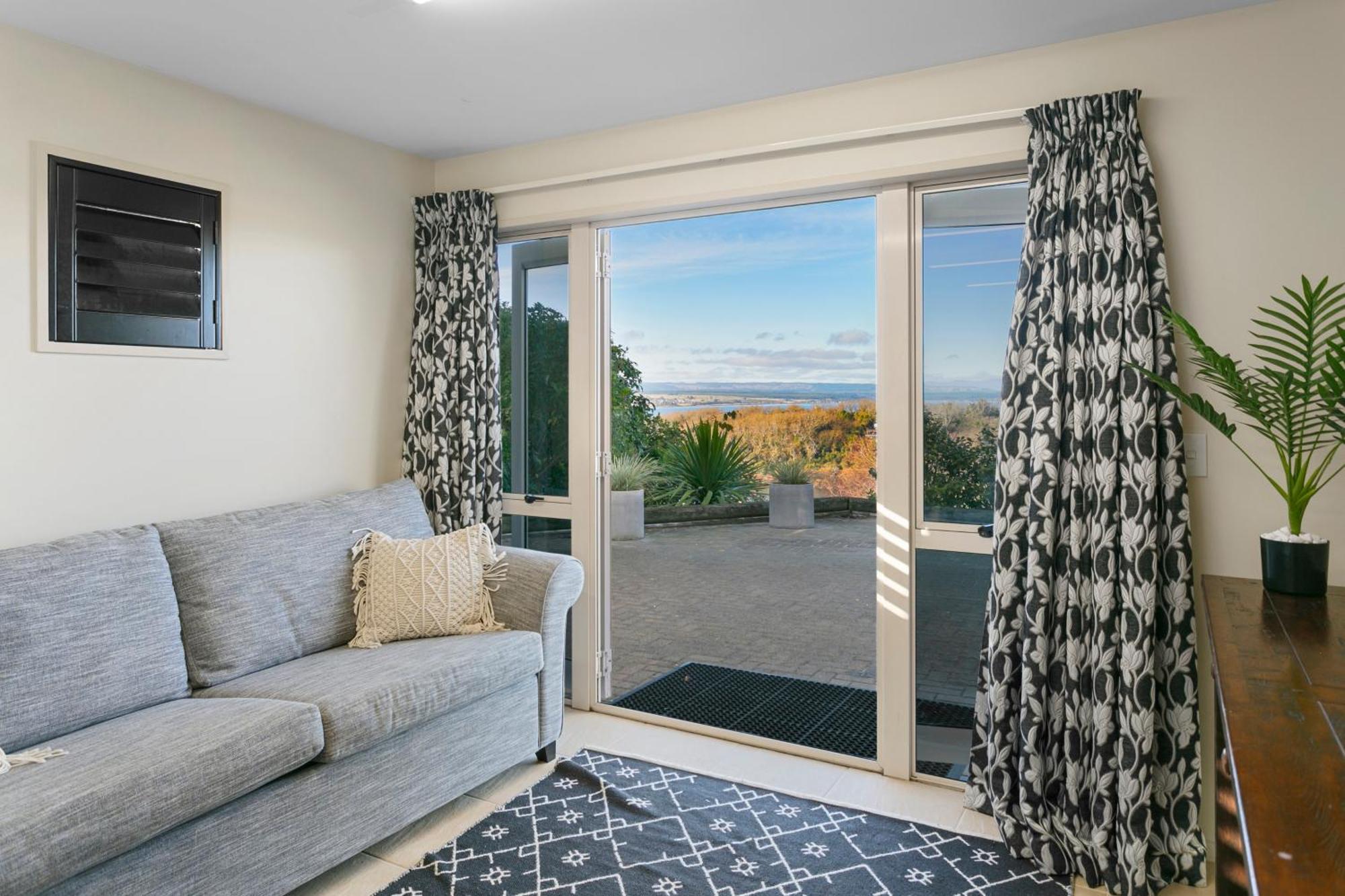 Acacia Waters - Holiday home *