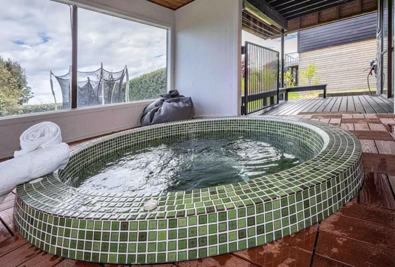 Rokino House Location And Views Taupo
