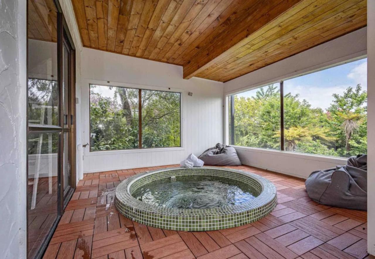 Rokino House Location And Views Taupo
