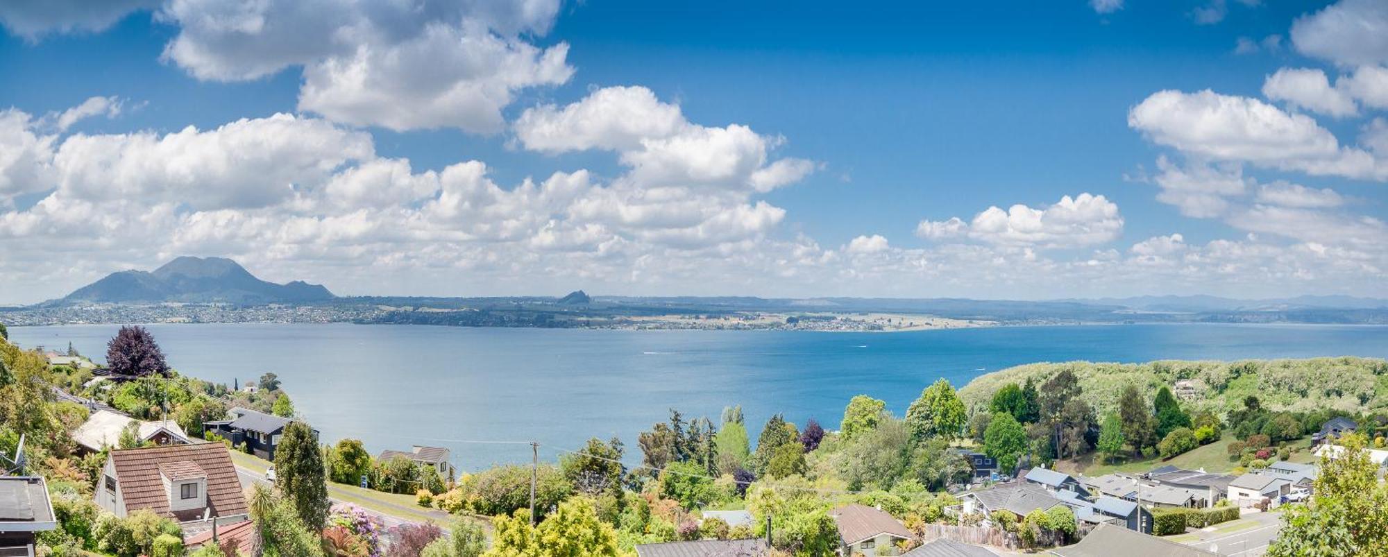 Holiday home Serendipity With A View *