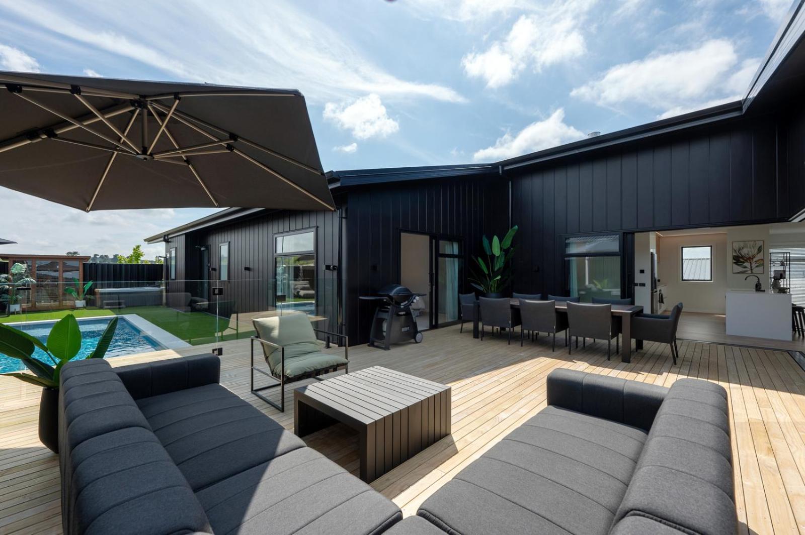Heated Pool Gym Sauna Hot Tub Holiday home