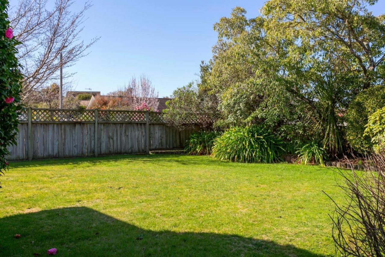 Holiday home Nukuhau Haven, Serene With Style, Space And Free Wi-fi Taupo