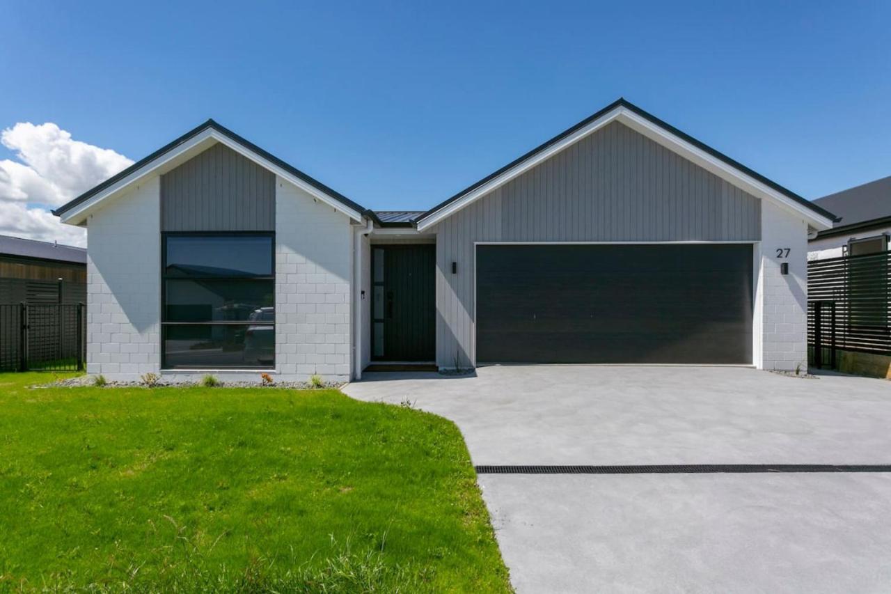 Wharewaka Escape, Modern 3br Family Near And Shops Holiday home
