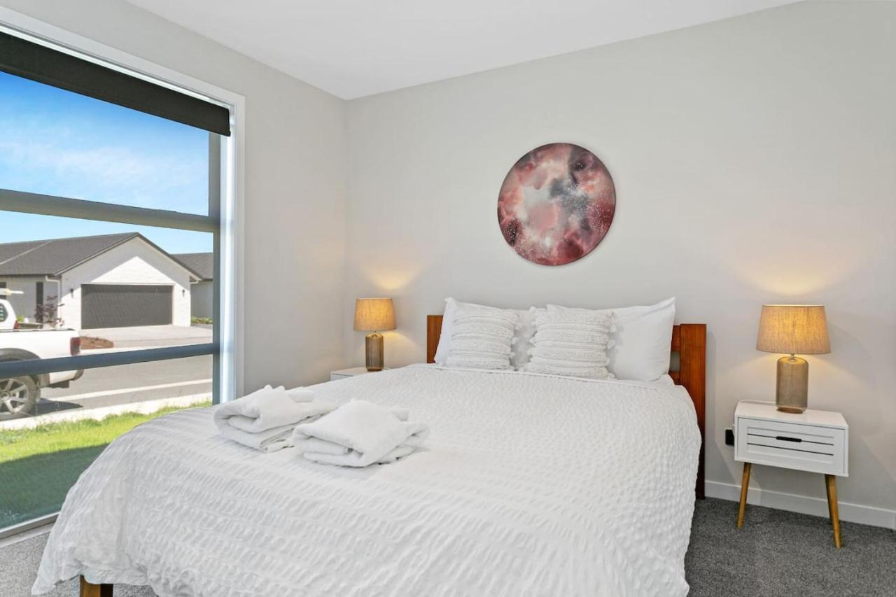 Wharewaka Escape, Modern 3br Family Near And Shops Taupo