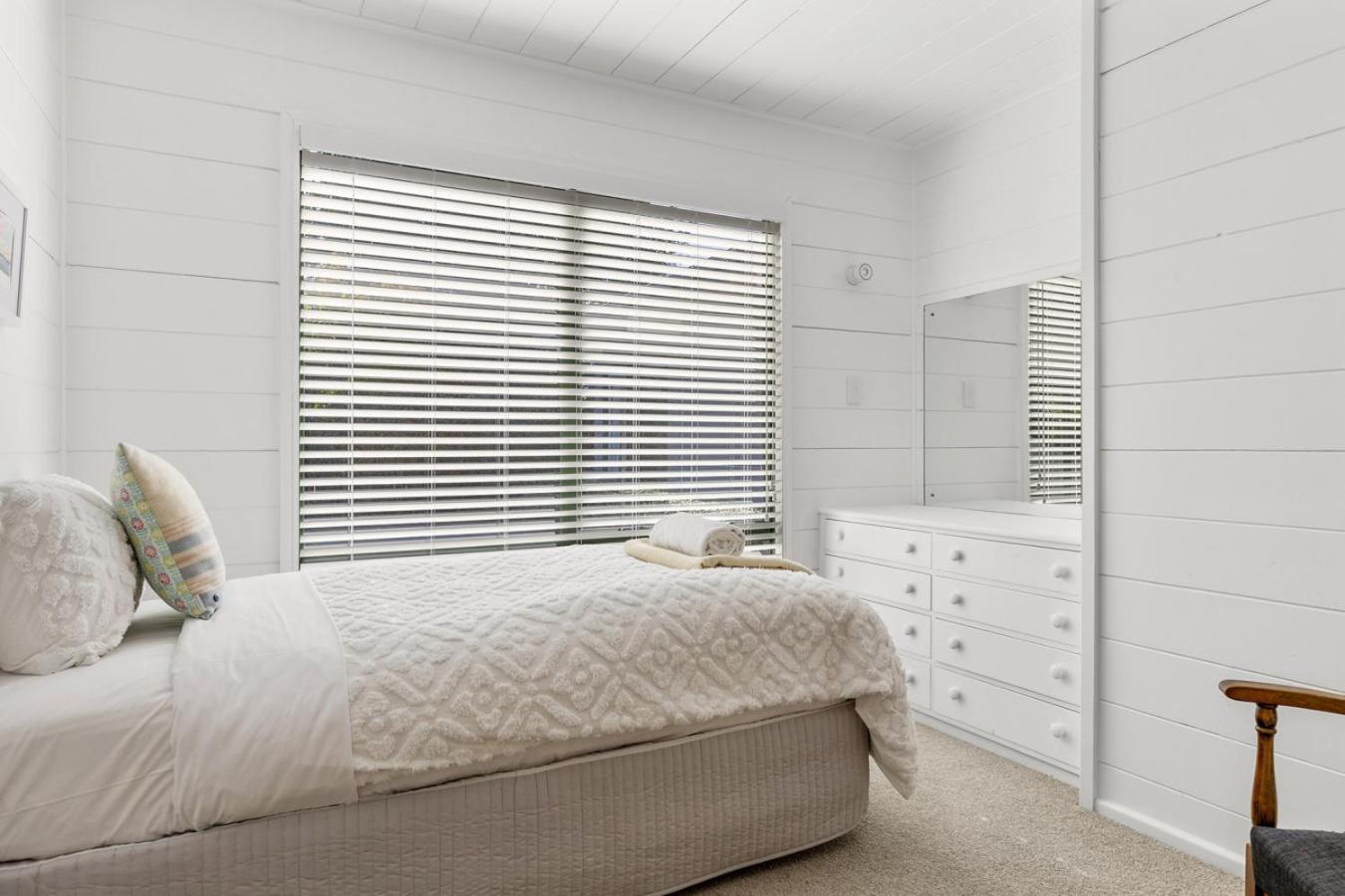 Peaceful Family Retreat, Walk To Holiday home Taupo