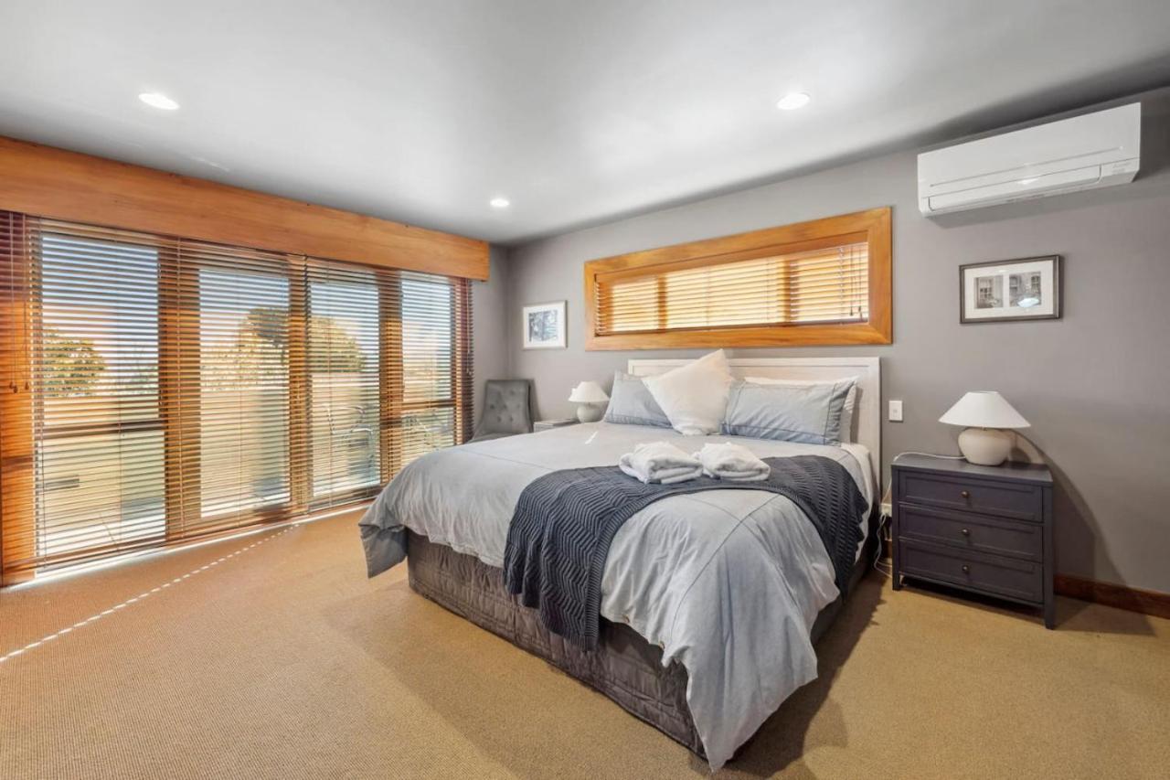 Designer 3br Retreat Just Steps From
