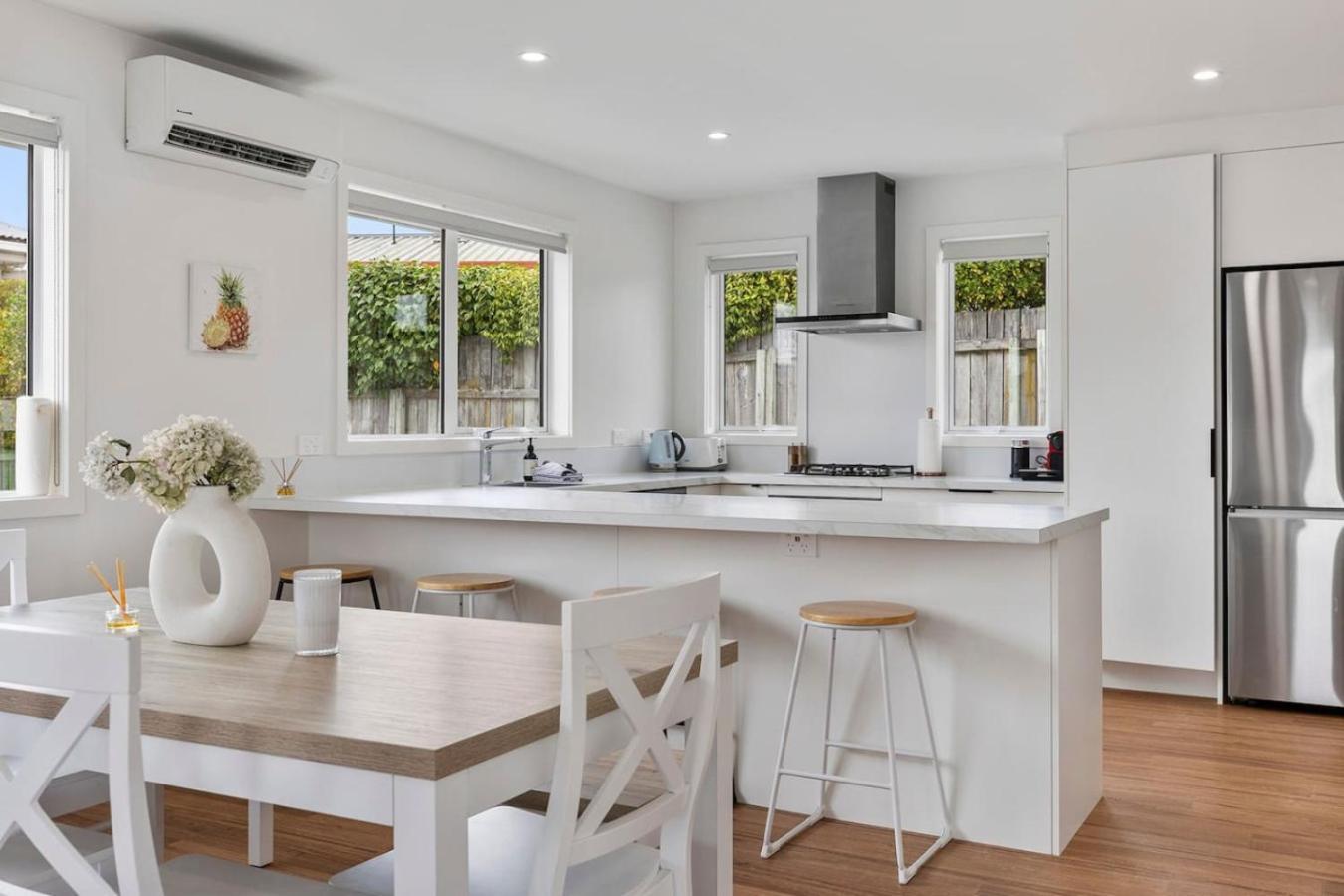 Holiday home Modern 3br Home, Walk To Taupo