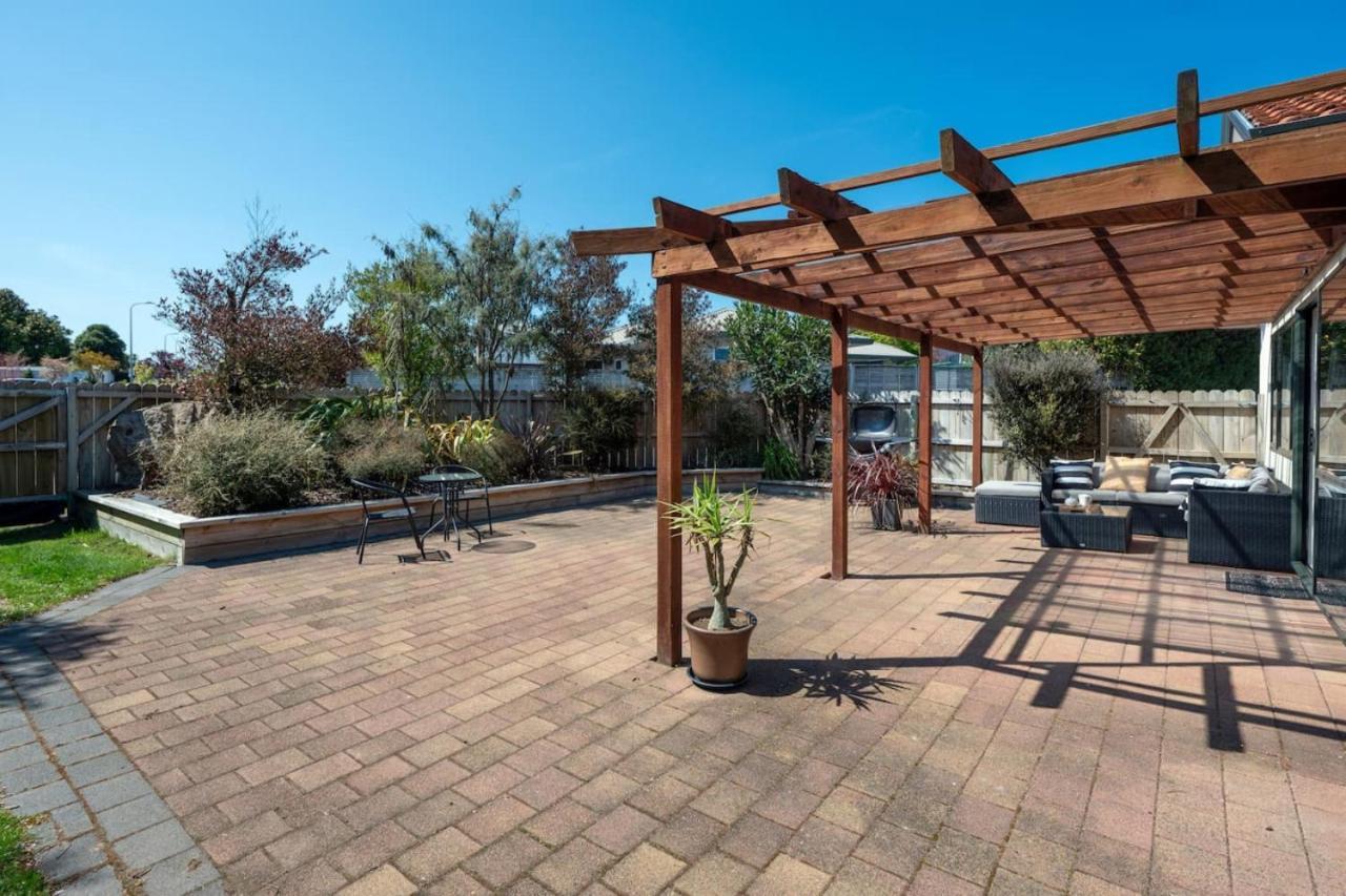 Logan House, Stylish Getaway With Bbq And Yard *