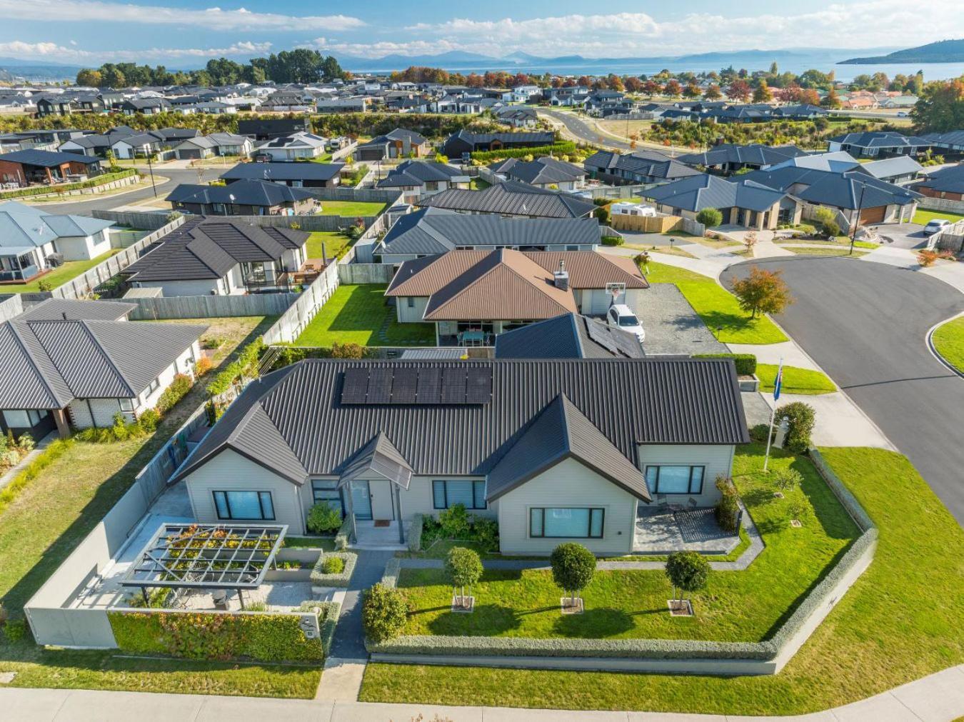 - Premium With Hot Tub Holiday home